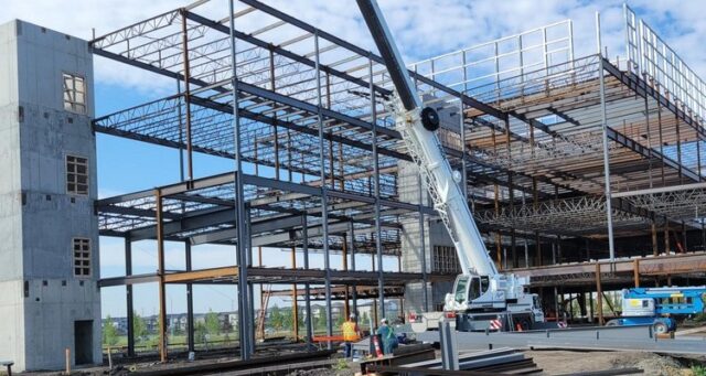 https://www.collinssteel.com/wp-content/uploads/2026/04/P3-Design-Build-Schools-Project_750x400-640x341.jpg